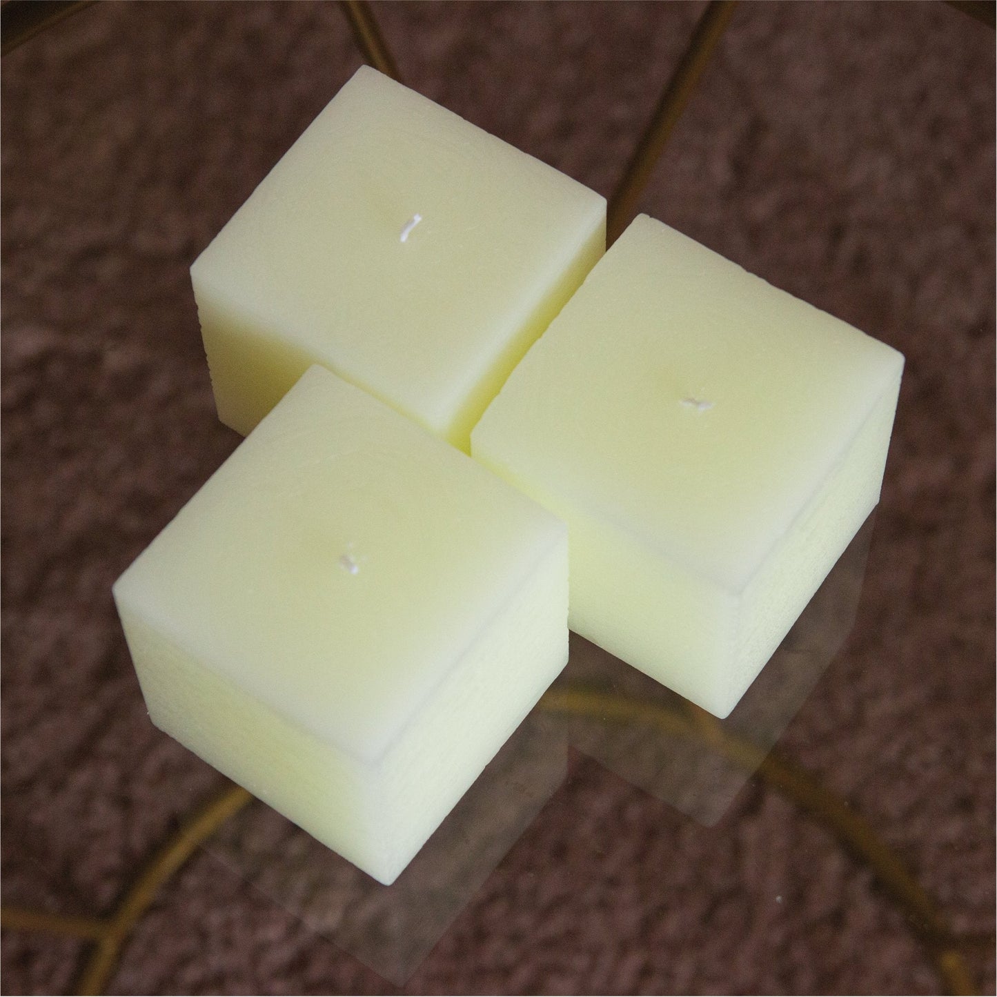 Swiece kwadratowe CANDWAX Ivory