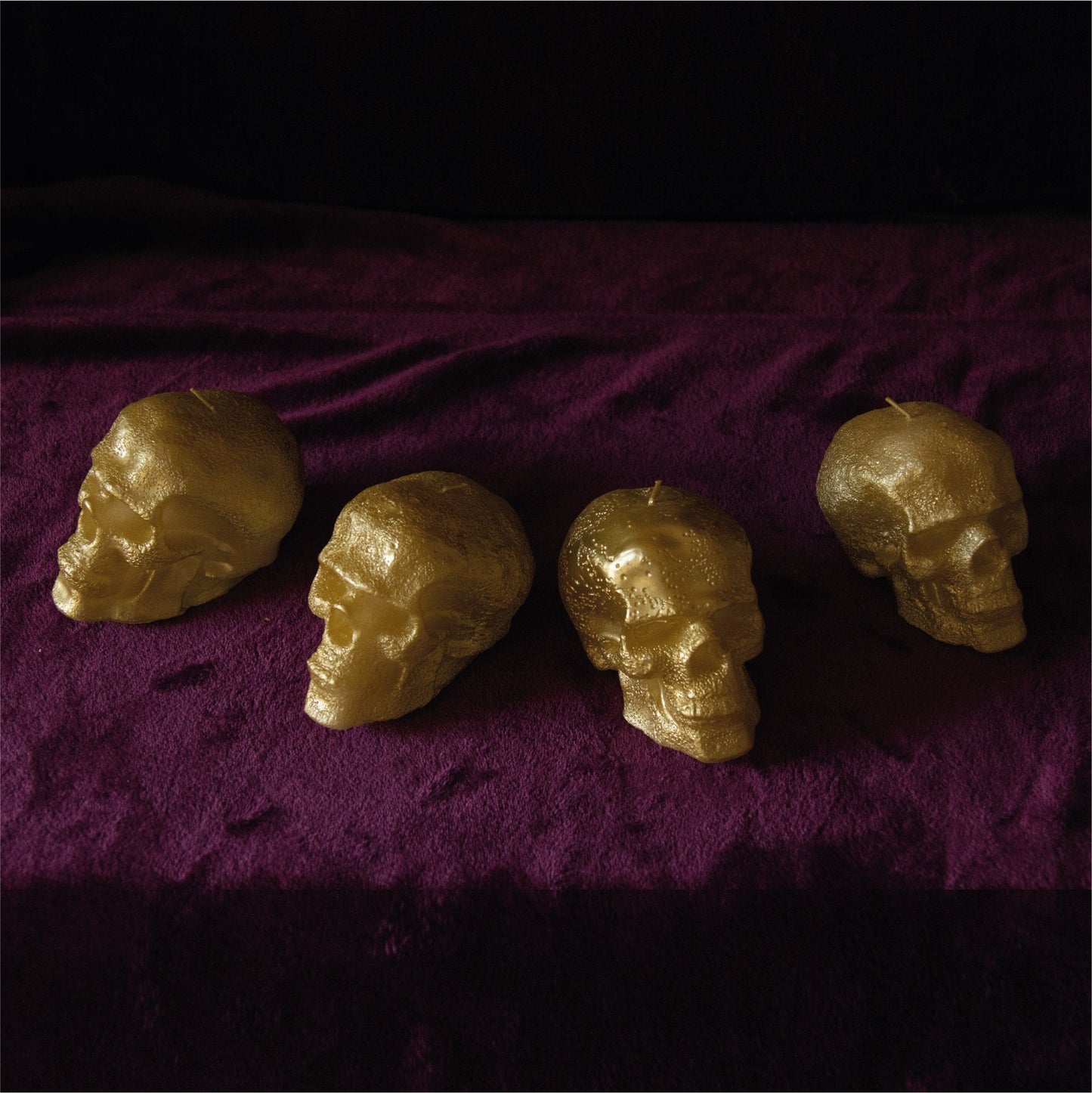 Swiece CANDWAX Gold Small Skull - 4 szt.