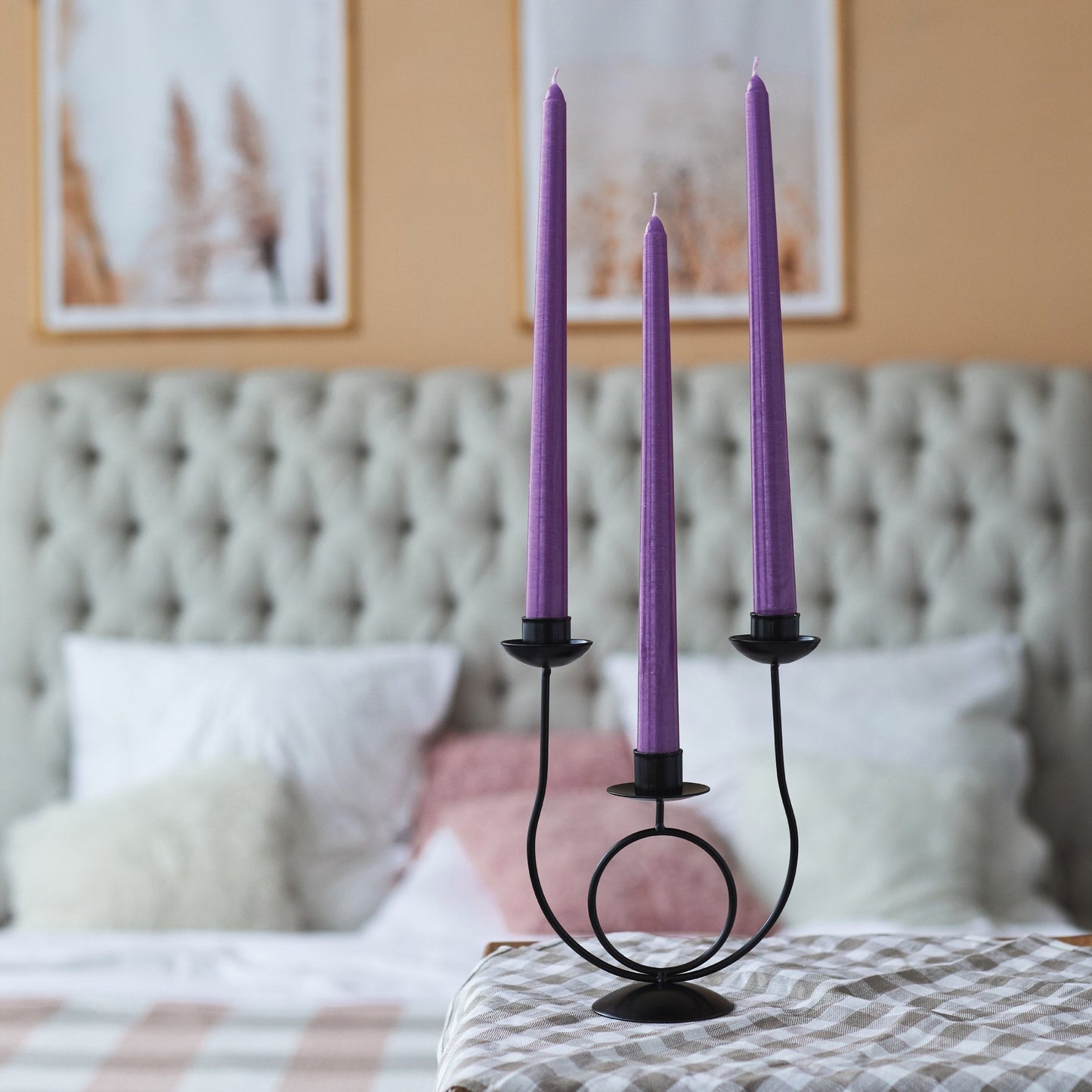 Swiece stozkowe fioletowe