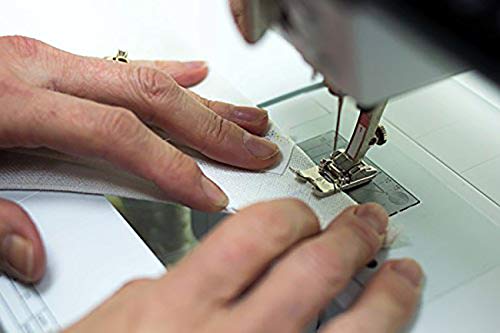 WonderFil, Nici specjalistyczne, InvisaFil, 2-warstwowa bawelniana miekka nic poliestrowa, jedwabista nic do szycia precyzyjnego, 100wt - antyczna biel, 2500m