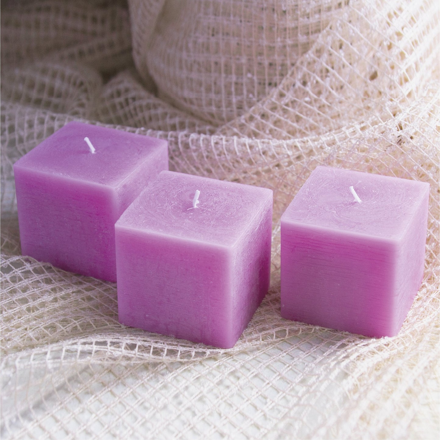 Swiece kwadratowe CANDWAX Lilac