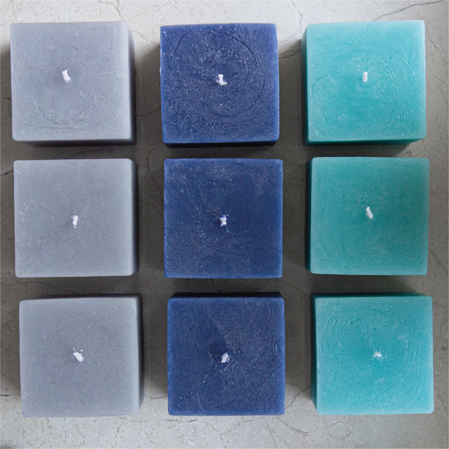 Swiece kwadratowe turkusowe CANDWAX
