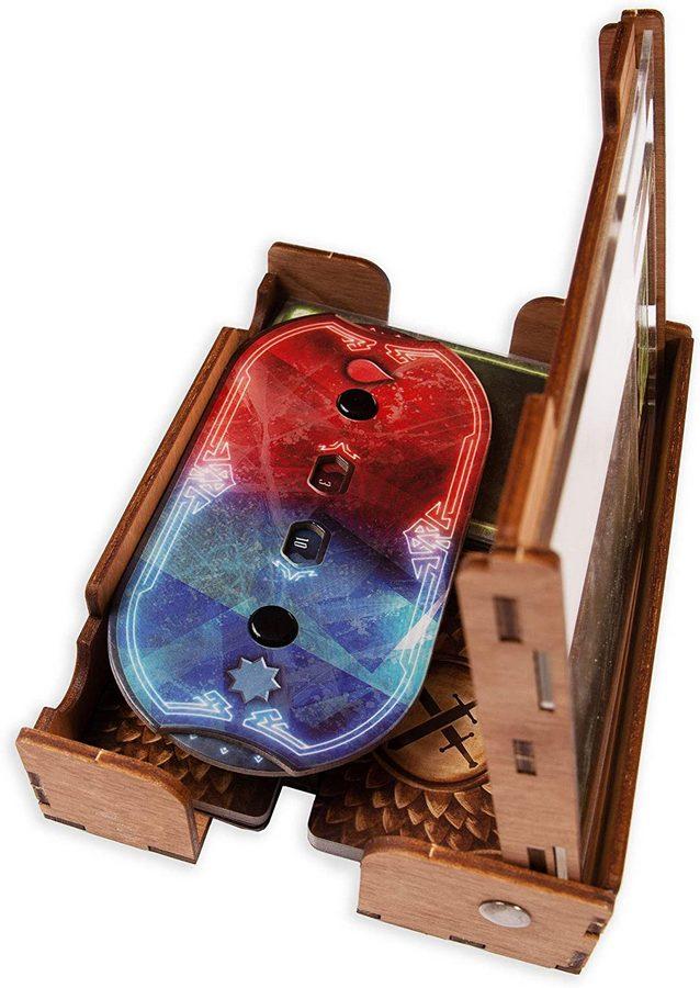 Wooden character box by Smonex
